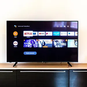 Moderne Dachgeschosswohnung - Parkplatz - Netflix Apartment